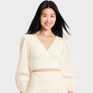 🐴A New Day Cream Eyelet-Trim V-Neck Cropped Top
